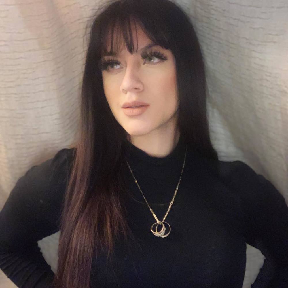 Meet your Posher, Fanny